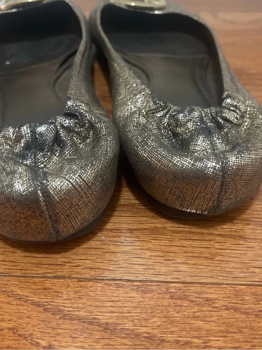 Tory Burch Reva Ballet Flats Gold  Logo Medallion Metal Size 9M M Pre Owned